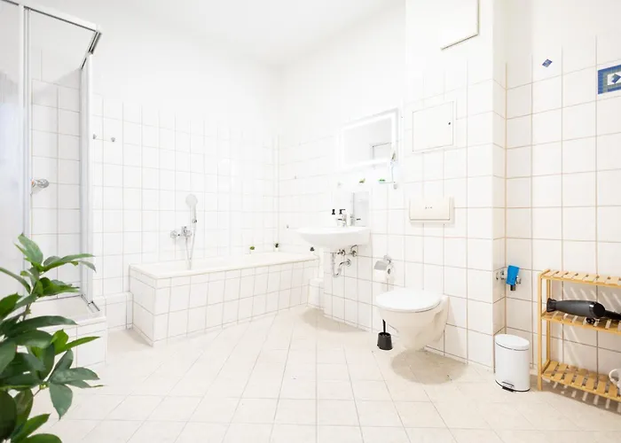 アパートホテル An Der Oper - Innenstadt - Zentral - Kueche - Wifi - Powered By Ko-living 4*